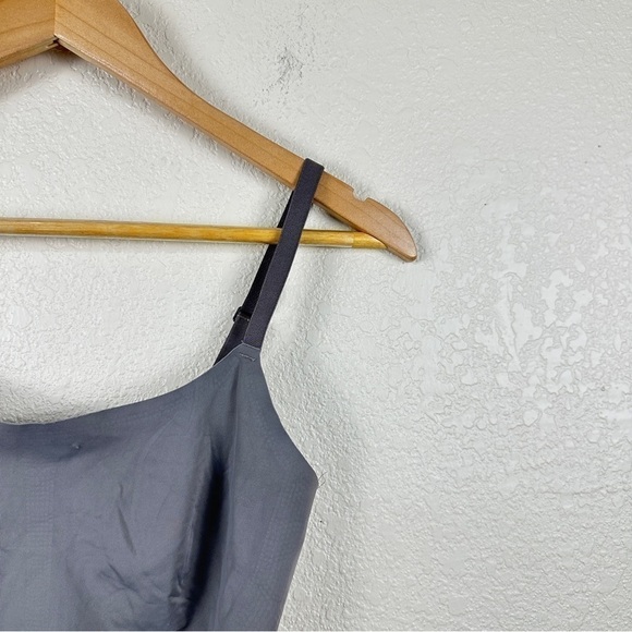 True Everybody by True & Co Women's Skinny Strap Ballet Bralette Size Medium - Picture 3 of 9